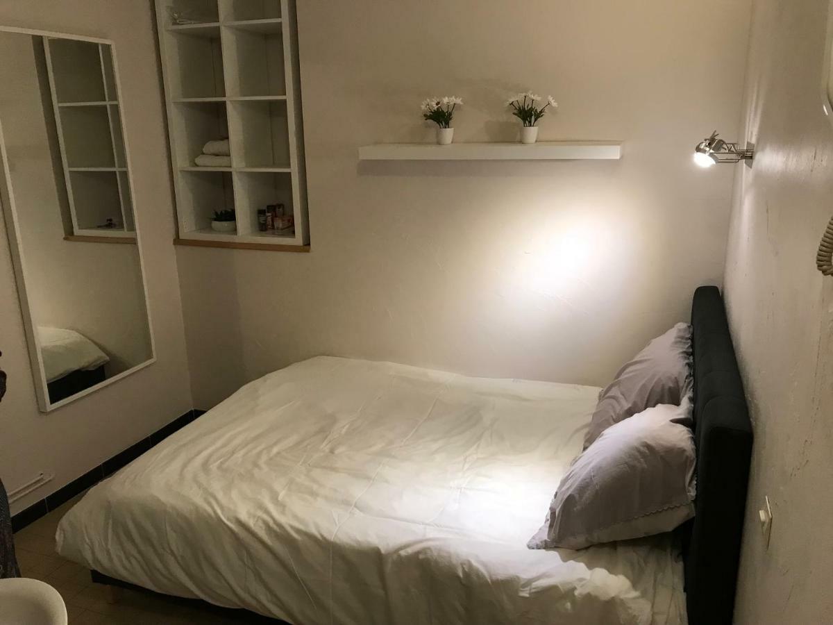Studio 2 pers en vieille ville parking gratuit - by La Source d'OrFée Boulogne-sur-Mer Extérieur photo
