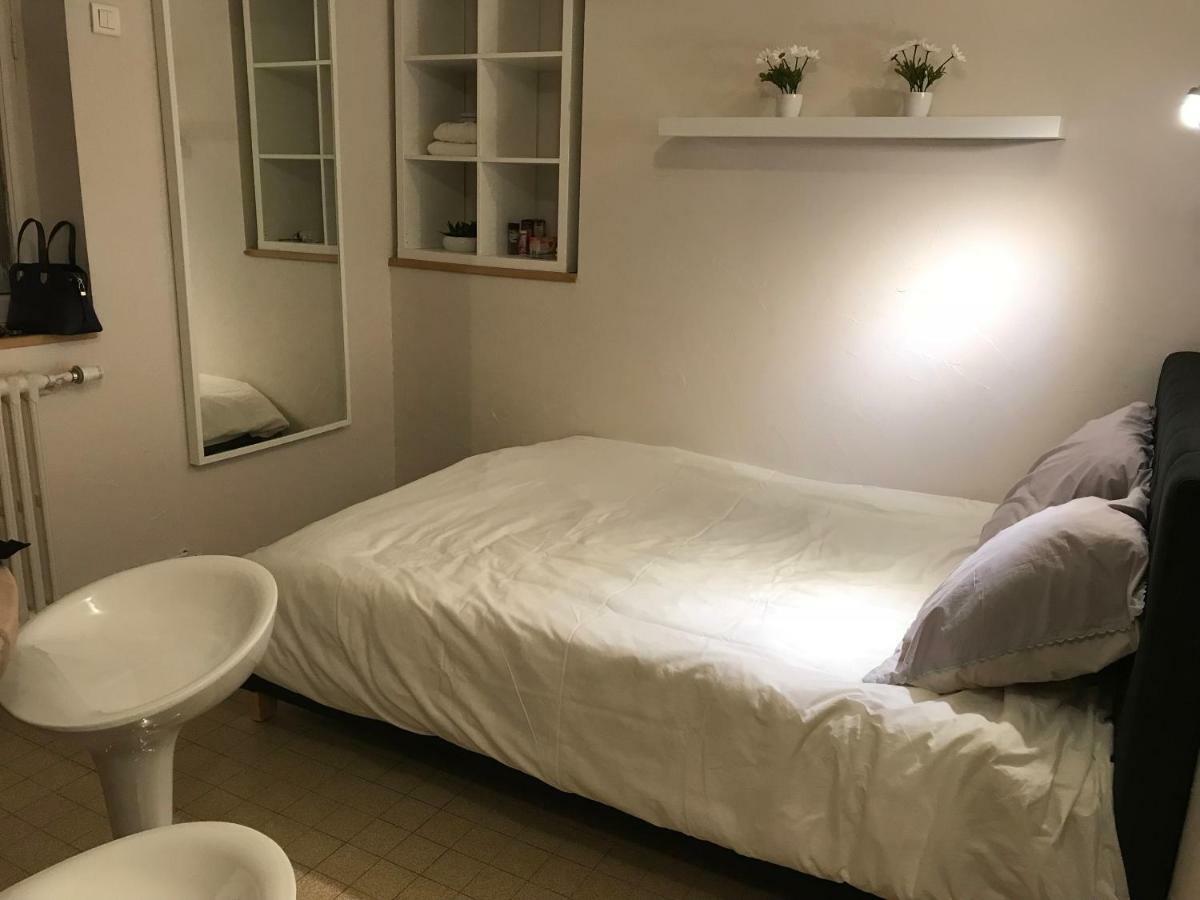 Studio 2 pers en vieille ville parking gratuit - by La Source d'OrFée Boulogne-sur-Mer Extérieur photo